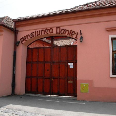 Pensiunea Daniel Sibiu Ngoại thất bức ảnh